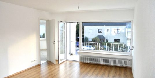 Frankfurt: High quality apartment with parking