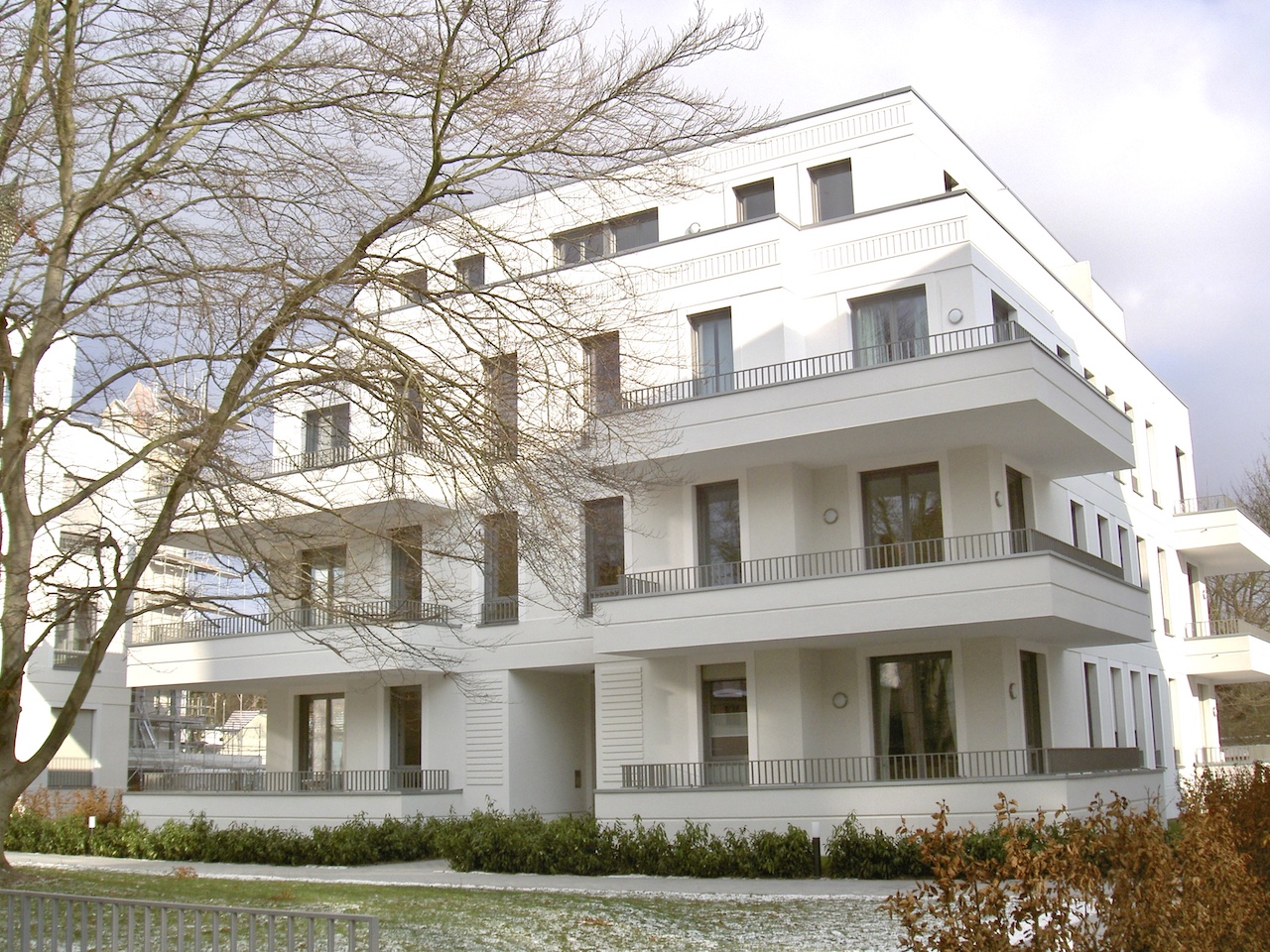 Neubau-Wohnung in guter Zehlendorf-Lage