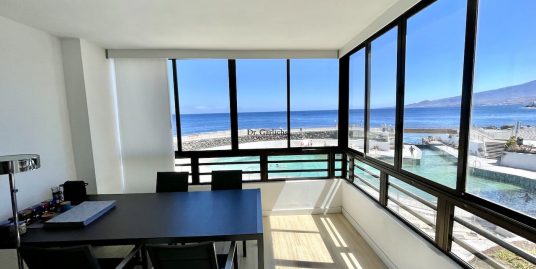 Refurbished flat in highly demanded location on the seafront