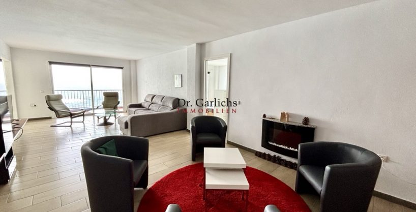 Dachgeschoss mit Gäste-Einheit in 1. Meereslinie